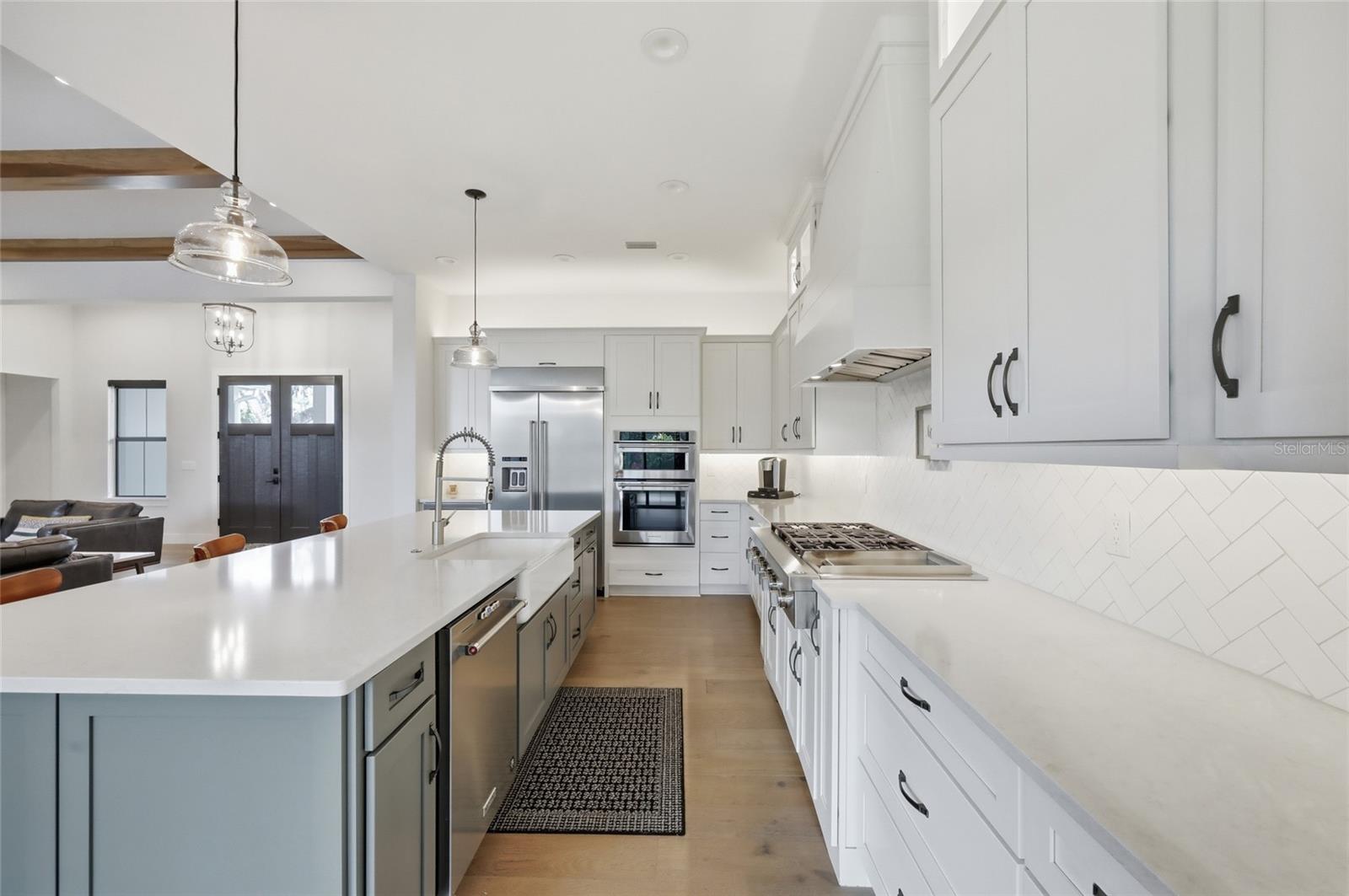 Winter Garden, Florida, 34787, United States, 5 Bedrooms Bedrooms, ,3 BathroomsBathrooms,Residential,Active,2009833