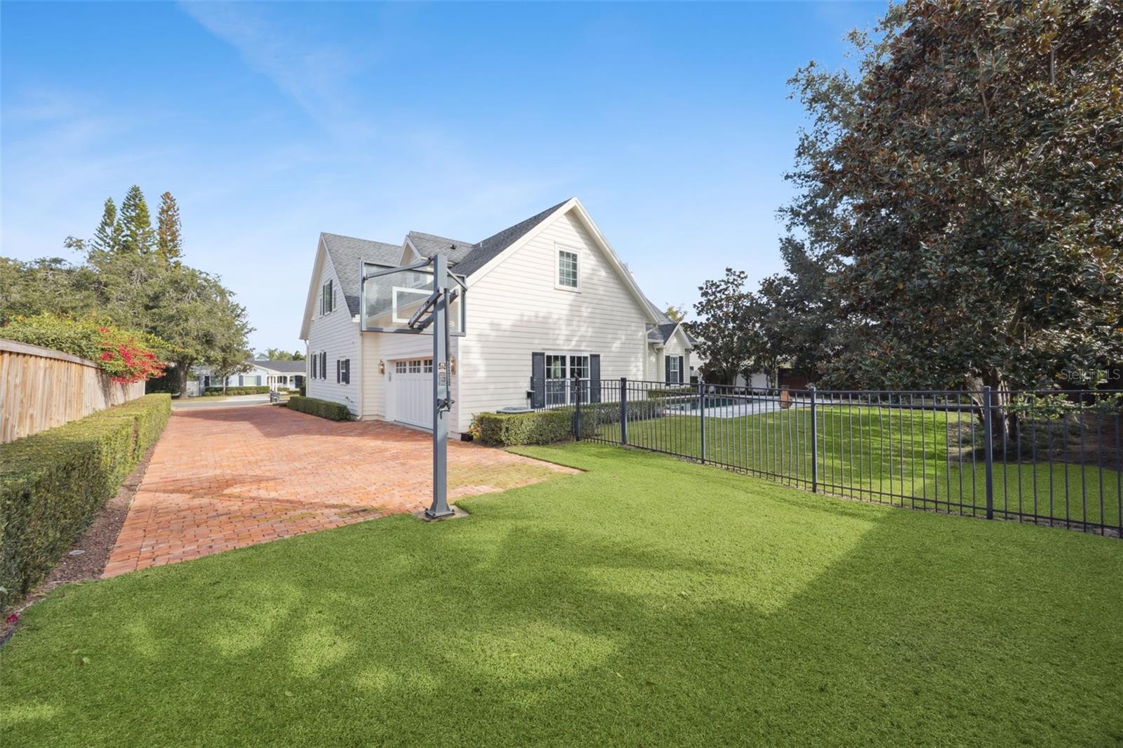 Winter Park, Florida, 32789, United States, 5 Bedrooms Bedrooms, ,5 BathroomsBathrooms,Residential,Active,2013170