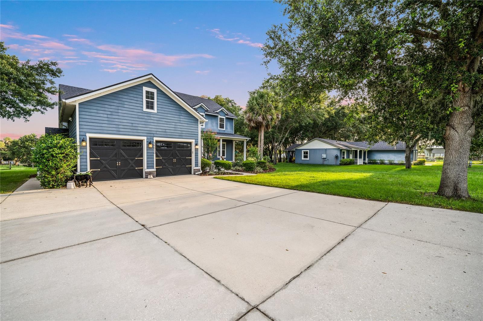 Umatilla, Florida, 32784, United States, 4 Bedrooms Bedrooms, ,4 BathroomsBathrooms,Residential,Active,1859381