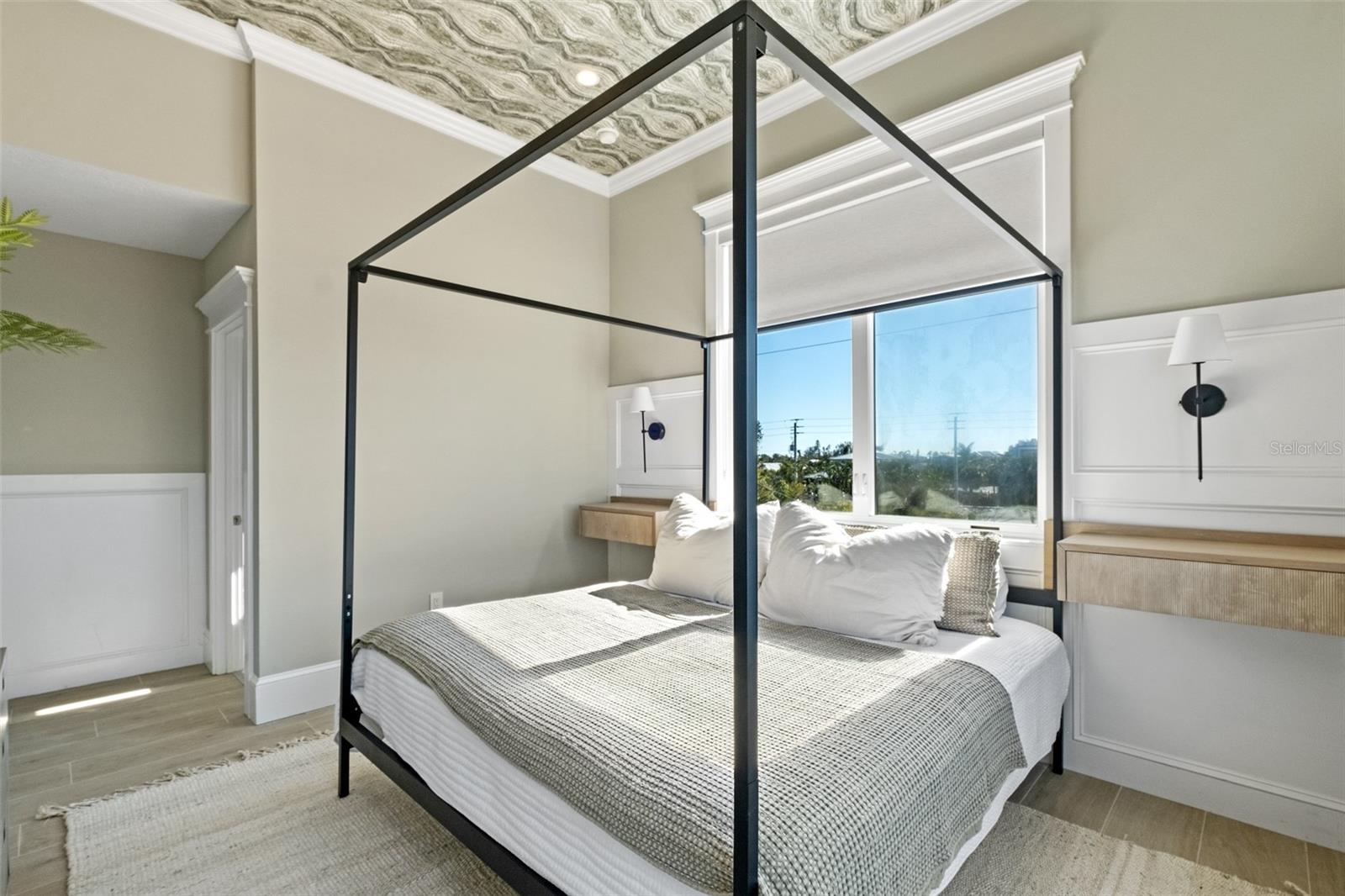 Anna Maria, Florida, 34216, United States, 7 Bedrooms Bedrooms, ,8 BathroomsBathrooms,Residential,Active,1892423