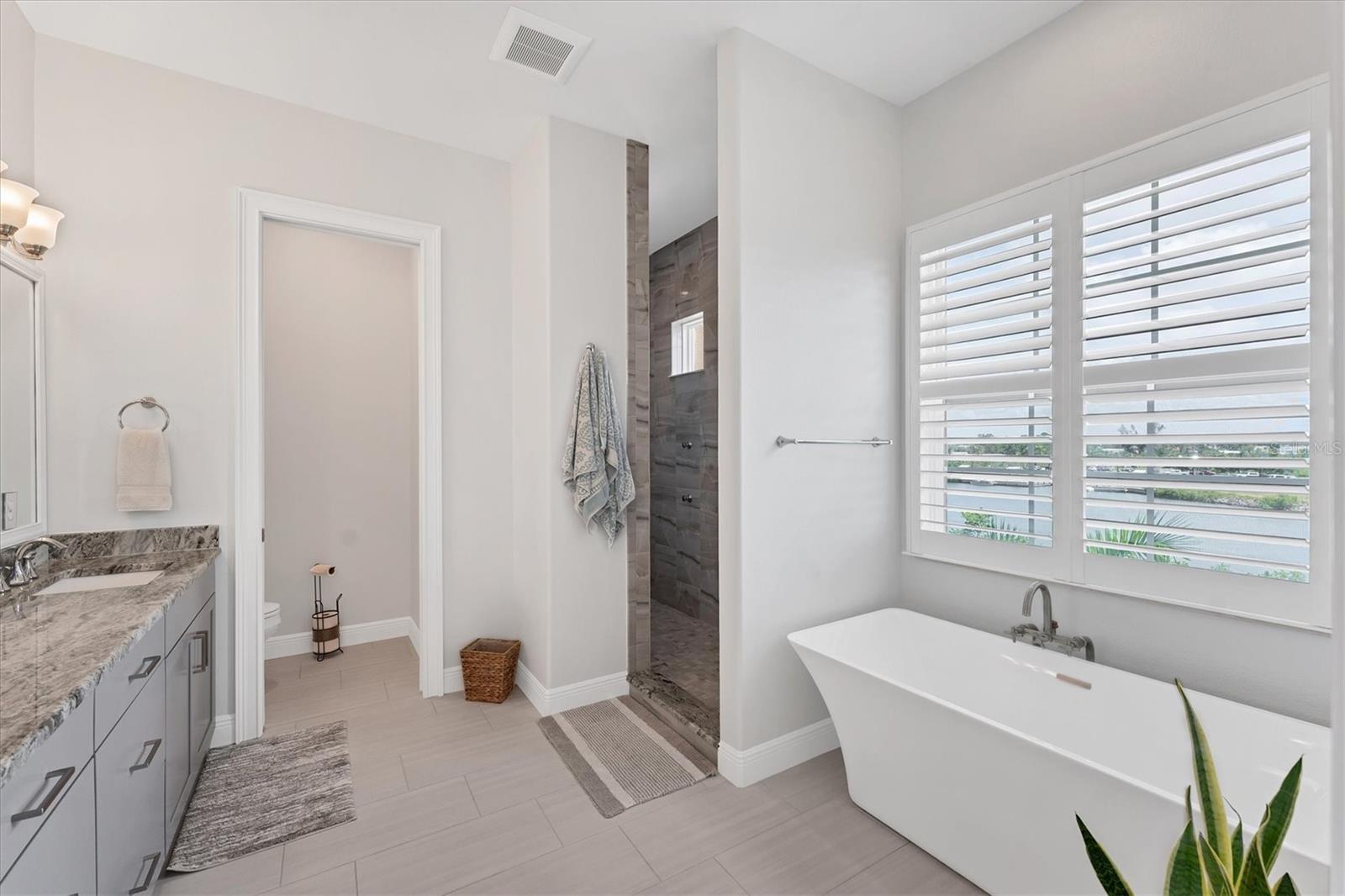 Venice, Florida, 34285, United States, ,4 BathroomsBathrooms,Residential,Active,1824565