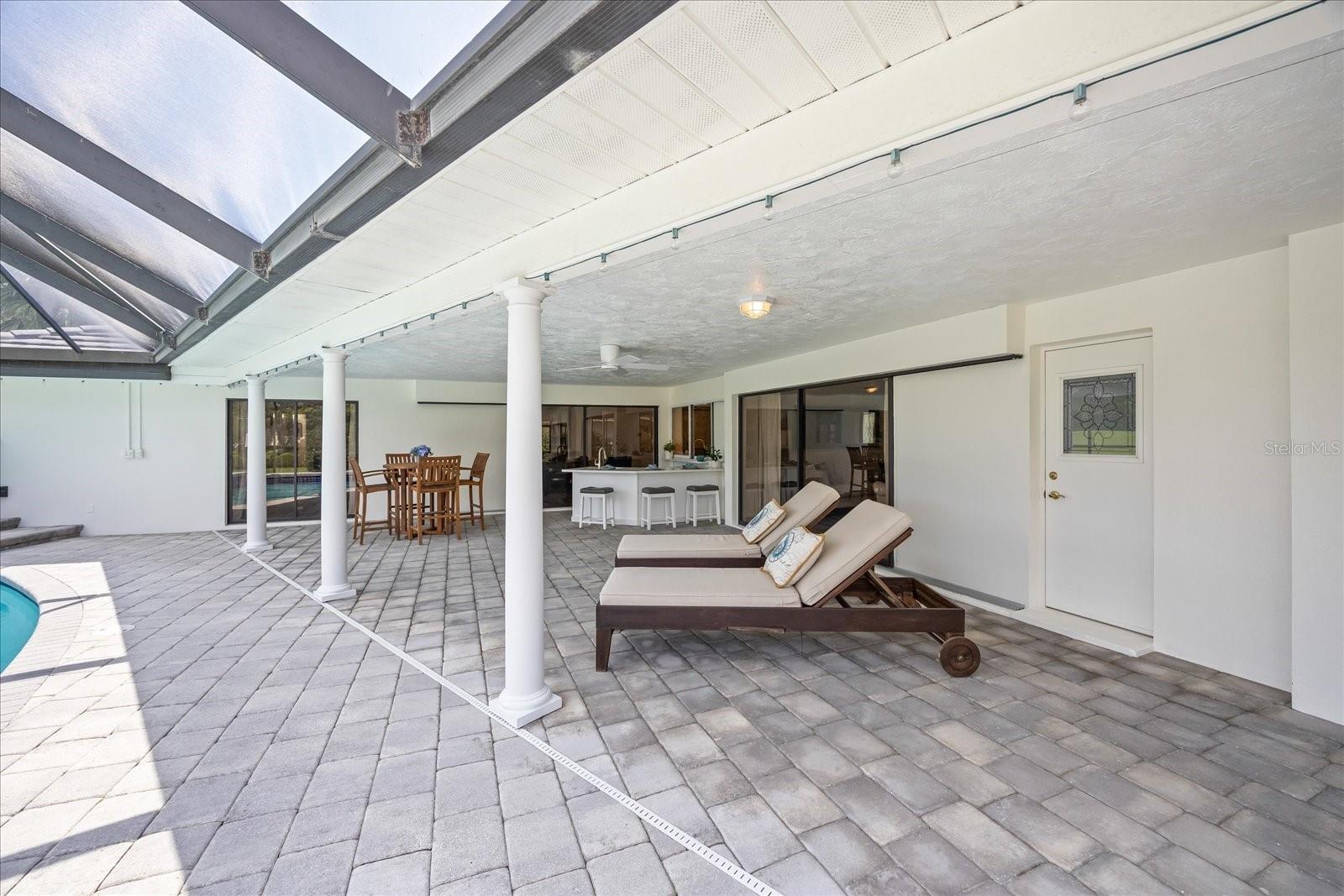 Clearwater, Florida, 33762, United States, 4 Bedrooms Bedrooms, ,3 BathroomsBathrooms,Residential,Active,1998569