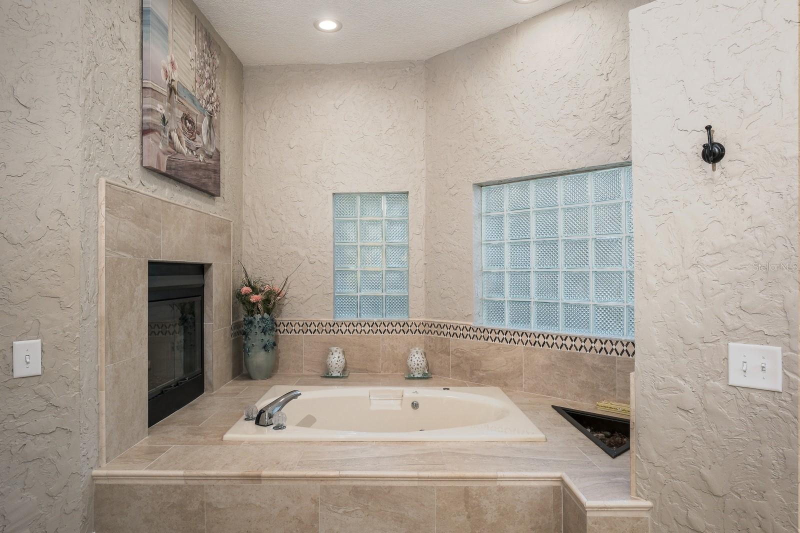 Oldsmar, Florida, 34677, United States, 5 Bedrooms Bedrooms, ,4 BathroomsBathrooms,Residential,Active,2009416