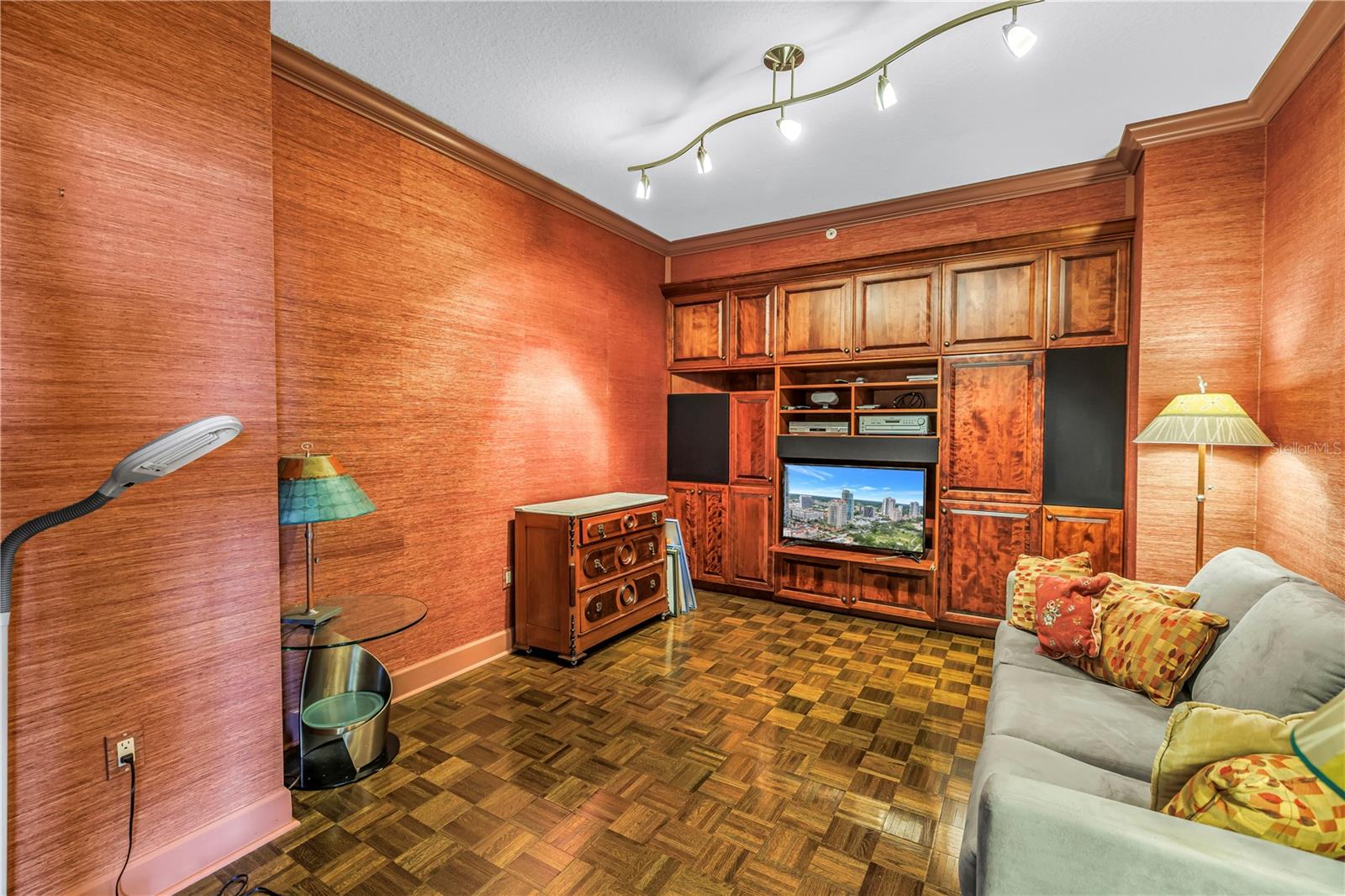 St Petersburg, Florida, 33701, United States, 3 Bedrooms Bedrooms, ,3 BathroomsBathrooms,Residential,Active,2045043
