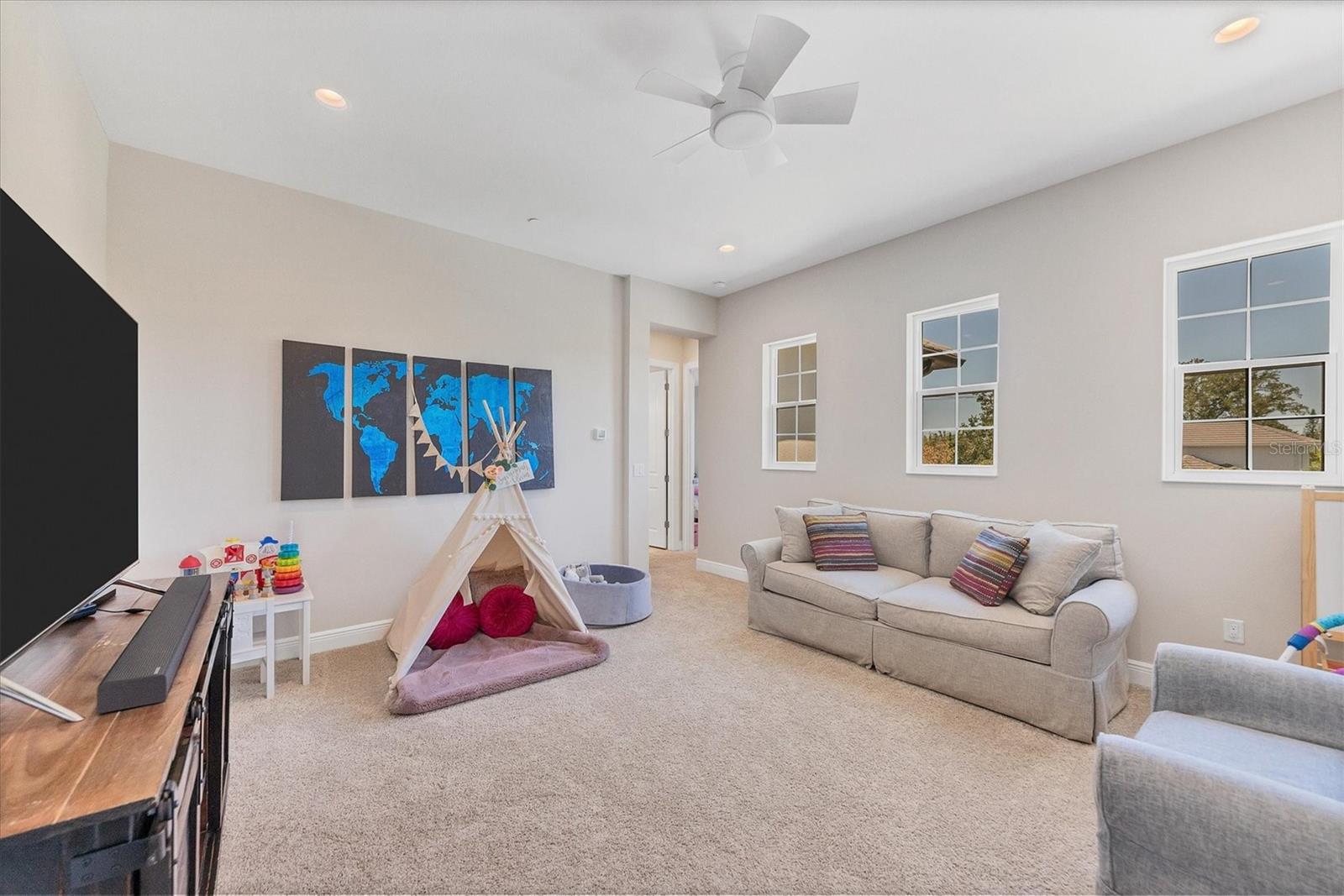 Sarasota, Florida, 34239, United States, 4 Bedrooms Bedrooms, ,4 BathroomsBathrooms,Residential,Active,1965823