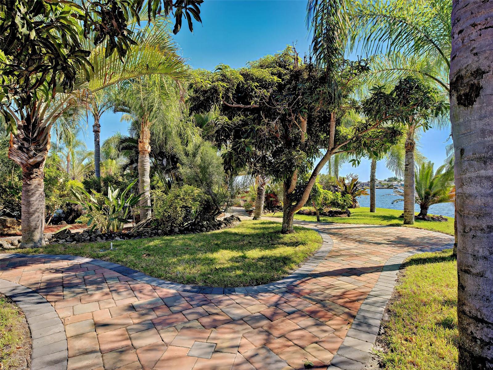 Port Charlotte, Florida, 33952, United States, 4 Bedrooms Bedrooms, ,5 BathroomsBathrooms,Residential,Active,1996574