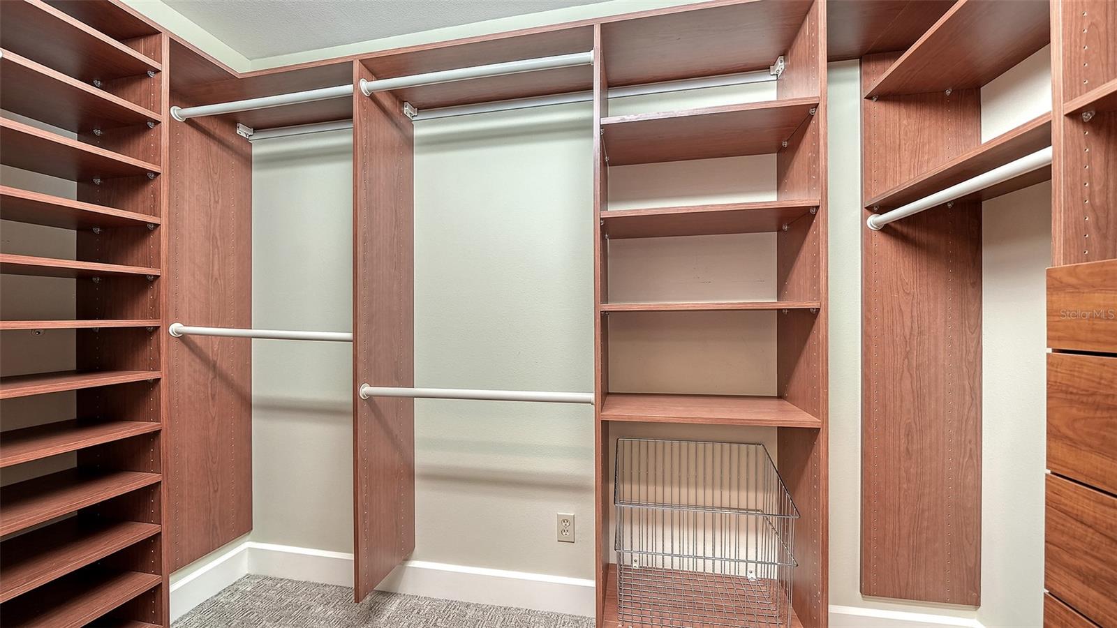 Sarasota, Florida, 34239, United States, 3 Bedrooms Bedrooms, ,3 BathroomsBathrooms,Residential,Active,2013163