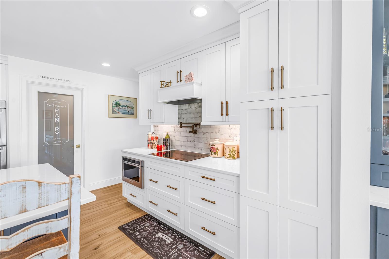 St Petersburg, Florida, 33704, United States, 4 Bedrooms Bedrooms, ,3 BathroomsBathrooms,Residential,Active,2009411