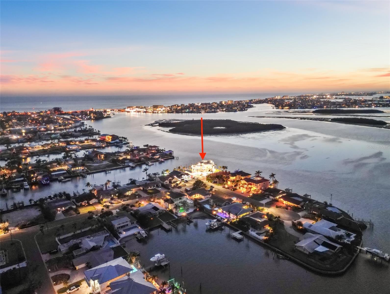 Treasure Island, Florida, 33706, United States, ,7 BathroomsBathrooms,Residential,Active,1772746
