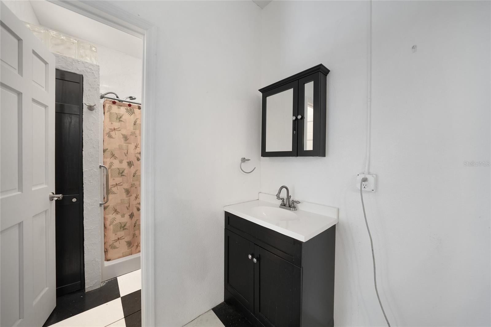 Englewood, Florida, 34223, United States, 4 Bedrooms Bedrooms, ,6 BathroomsBathrooms,Residential,Active,2013660