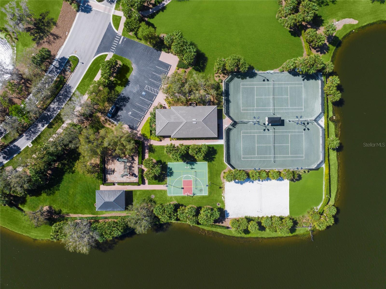 Sarasota, Florida, 34240, United States, 4 Bedrooms Bedrooms, ,5 BathroomsBathrooms,Residential,Active,1898192