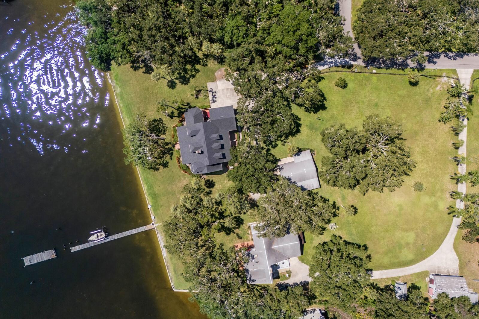 Palmetto, Florida, 34221, United States, 3 Bedrooms Bedrooms, ,4 BathroomsBathrooms,Residential,Active,1952285