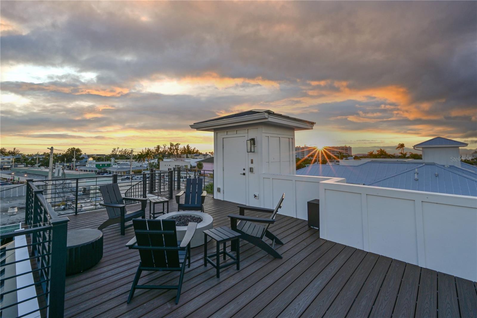 Holmes Beach, Florida, 34217, United States, 4 Bedrooms Bedrooms, ,4 BathroomsBathrooms,Residential,Active,1995267