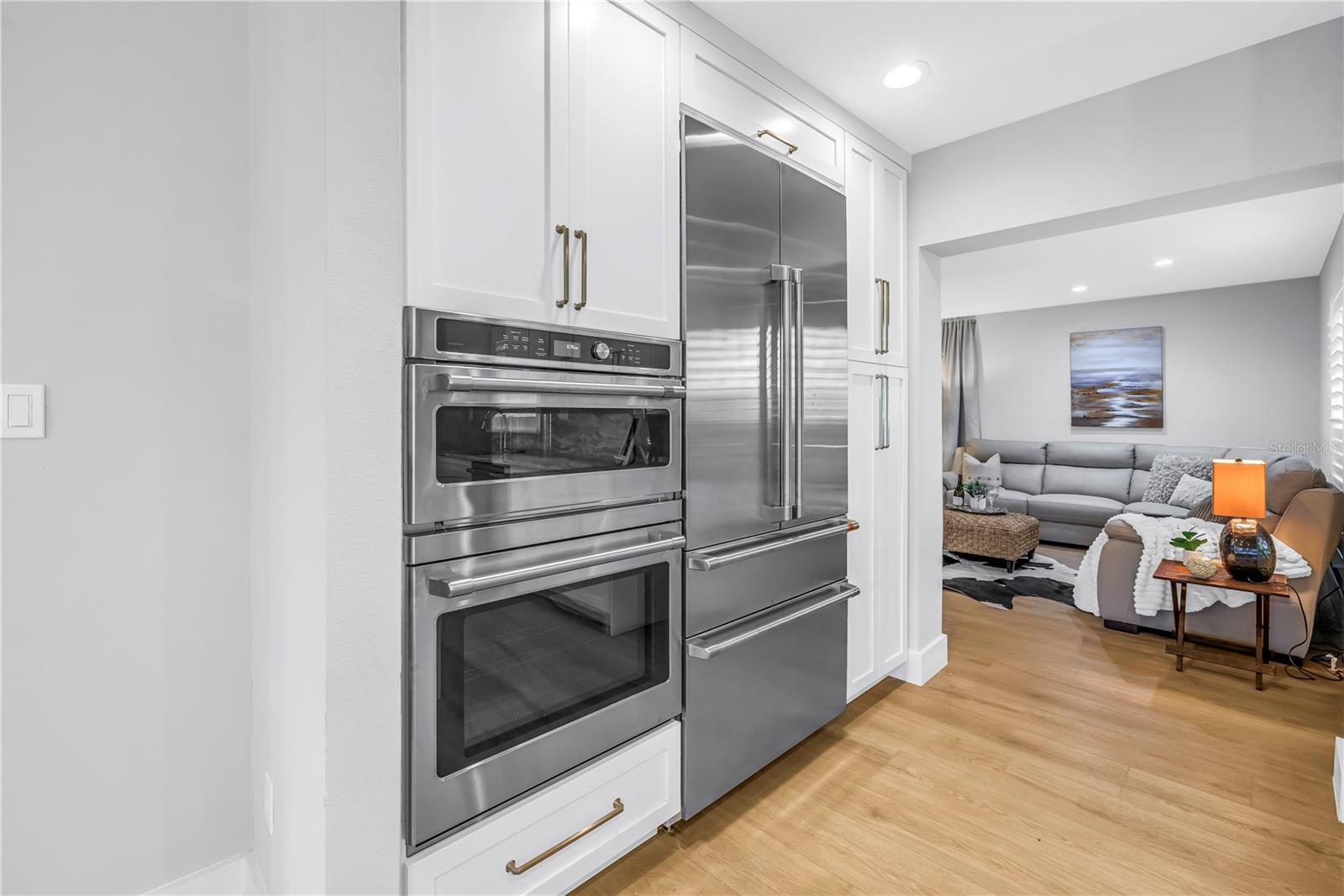 St Petersburg, Florida, 33704, United States, 4 Bedrooms Bedrooms, ,4 BathroomsBathrooms,Residential,Active,2013913