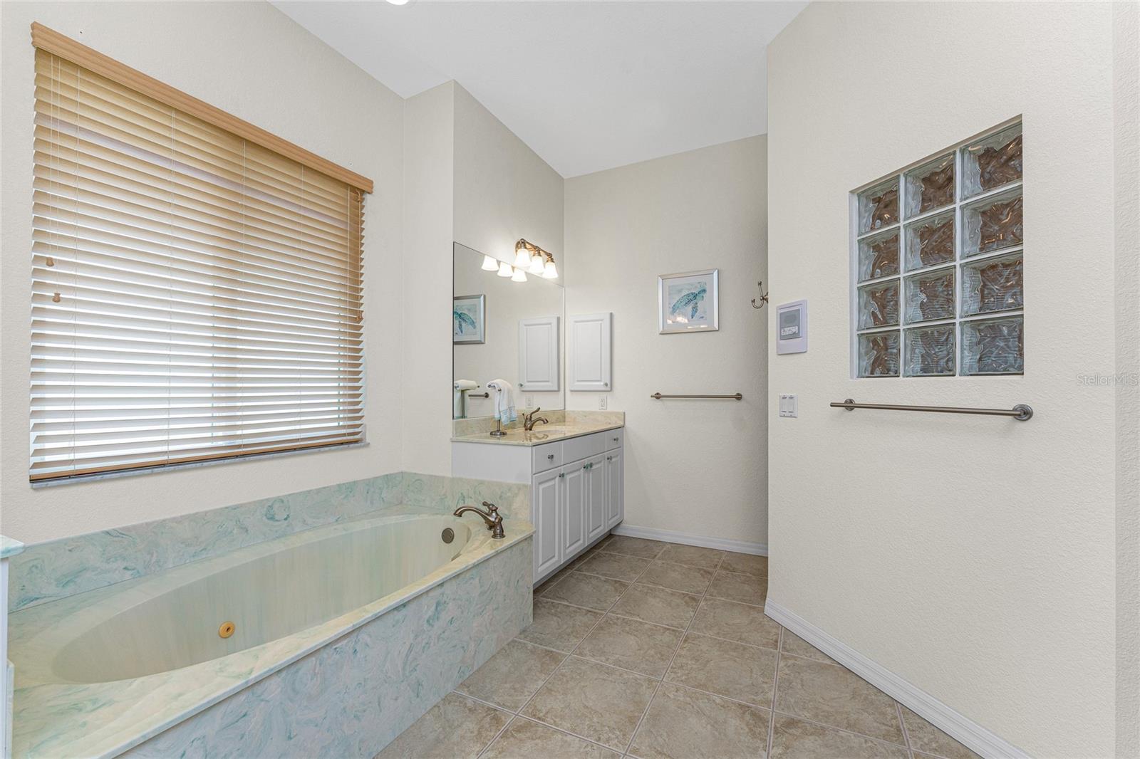 Port Charlotte, Florida, 33981, United States, 4 Bedrooms Bedrooms, ,3 BathroomsBathrooms,Residential,Active,1953371