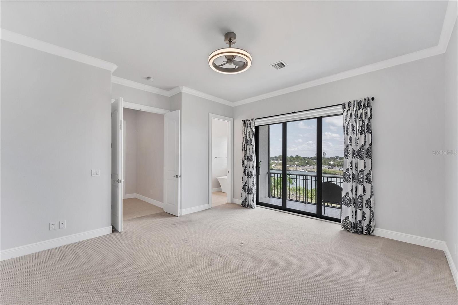 Venice, Florida, 34285, United States, ,4 BathroomsBathrooms,Residential,Active,1824565