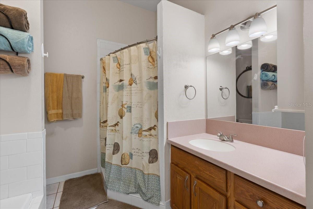 Chiefland, Florida, 32626, United States, 4 Bedrooms Bedrooms, ,5 BathroomsBathrooms,Residential,Active,1954337