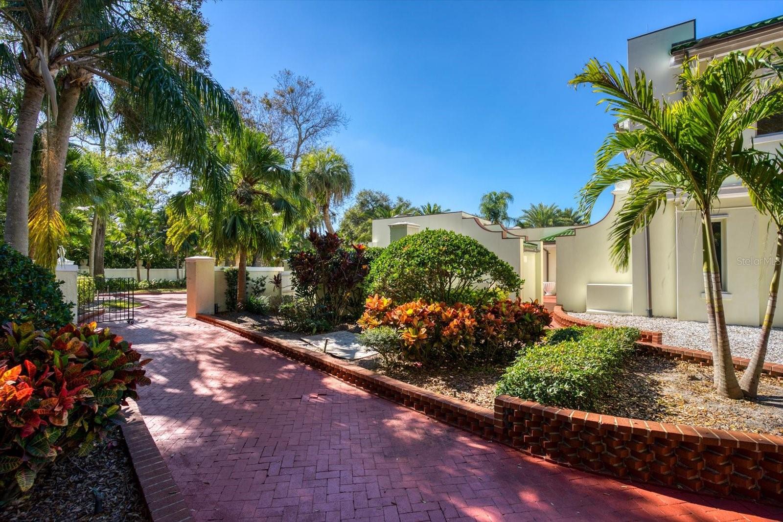 Clearwater, Florida, 33756, United States, 10 Bedrooms Bedrooms, ,11 BathroomsBathrooms,Residential,Active,1738489