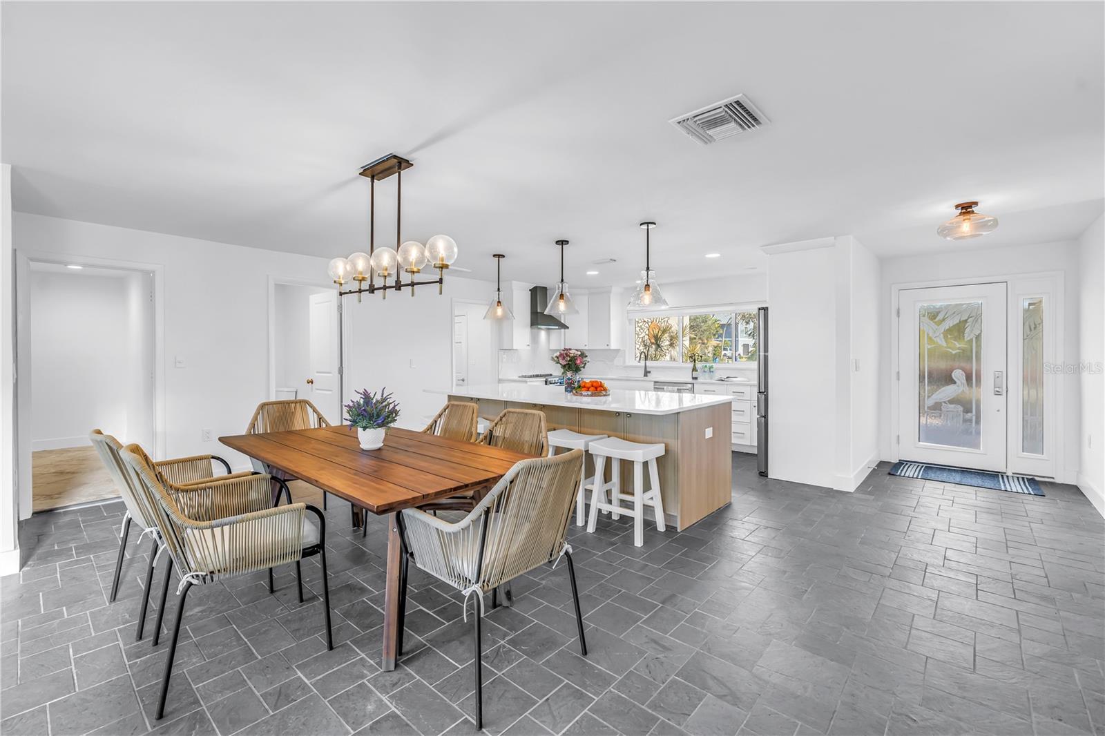 St Pete Beach, Florida, 33706, United States, 3 Bedrooms Bedrooms, ,3 BathroomsBathrooms,Residential,Active,2015468