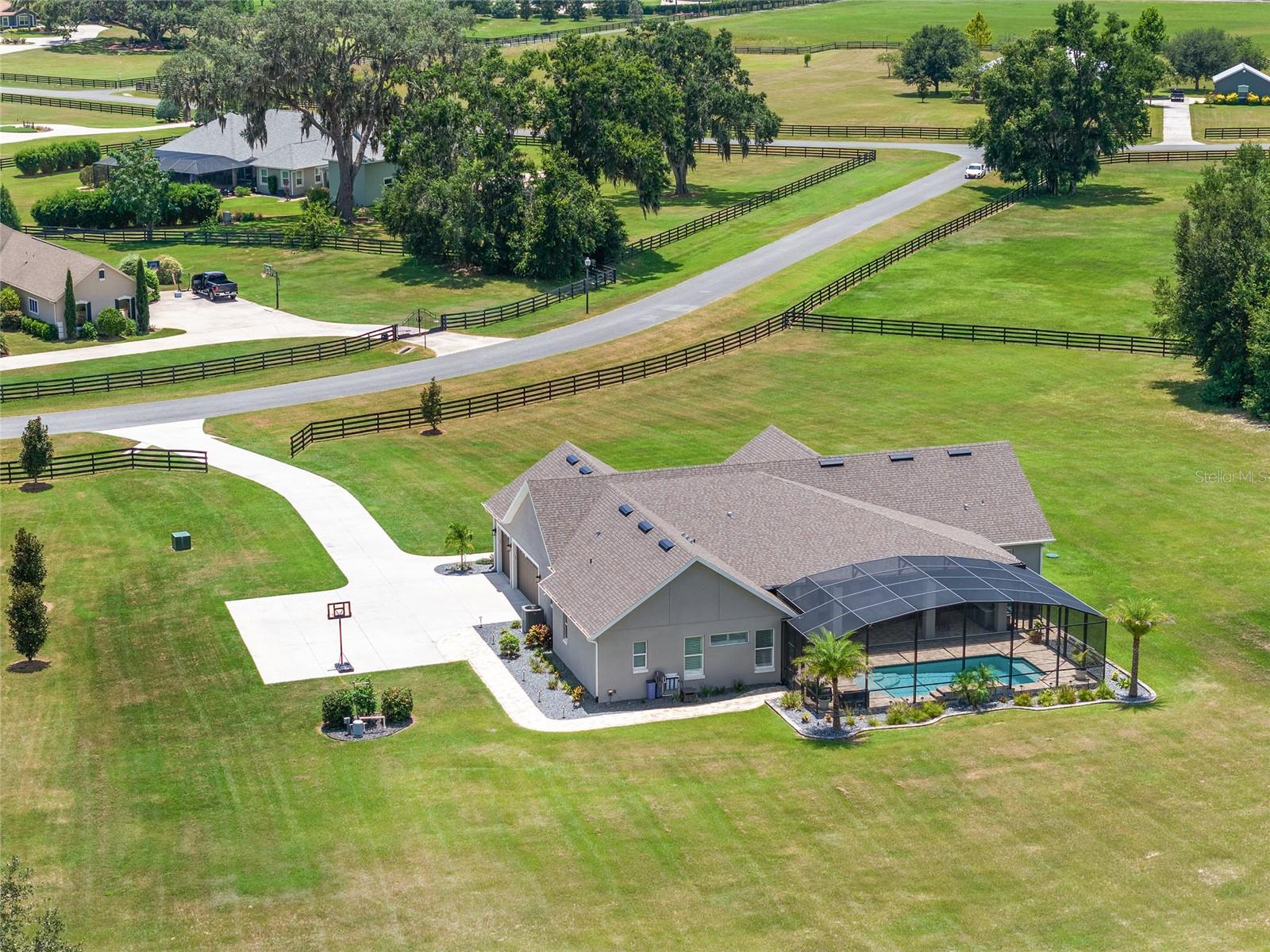Oxford, Florida, 34484, United States, 4 Bedrooms Bedrooms, ,3 BathroomsBathrooms,Residential,Active,1936399