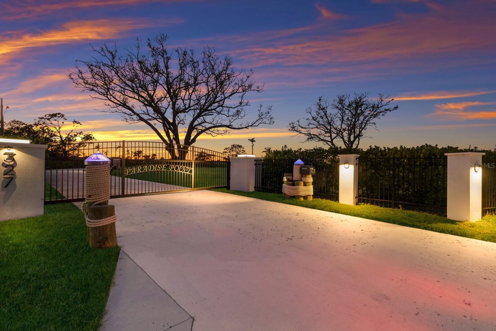 Bradenton, Florida, 34208, United States, ,5 BathroomsBathrooms,Residential,Active,1745633