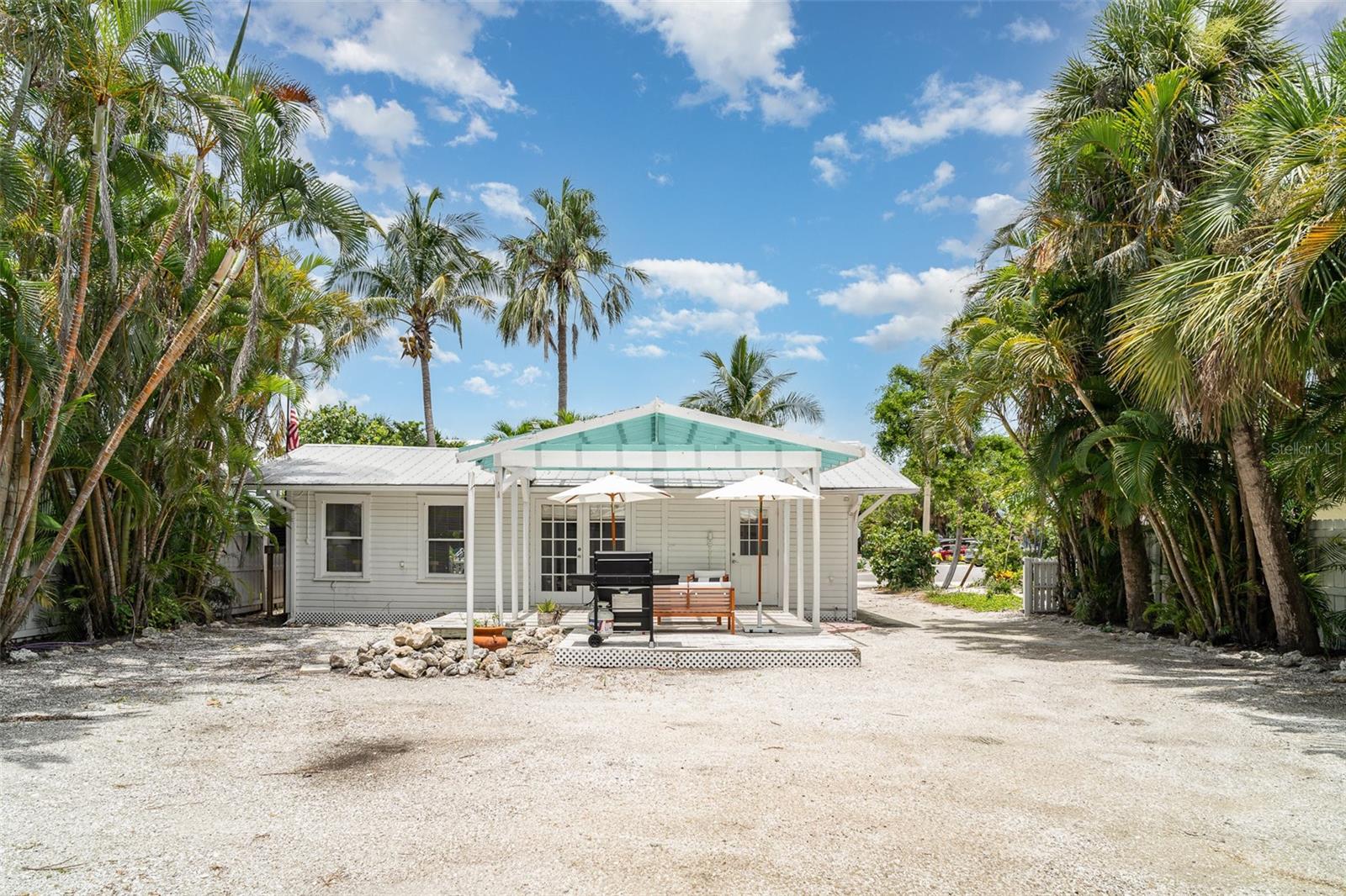 Anna Maria, Florida, 34216, United States, 2 Bedrooms Bedrooms, ,1 BathroomBathrooms,Residential,Active,1886825