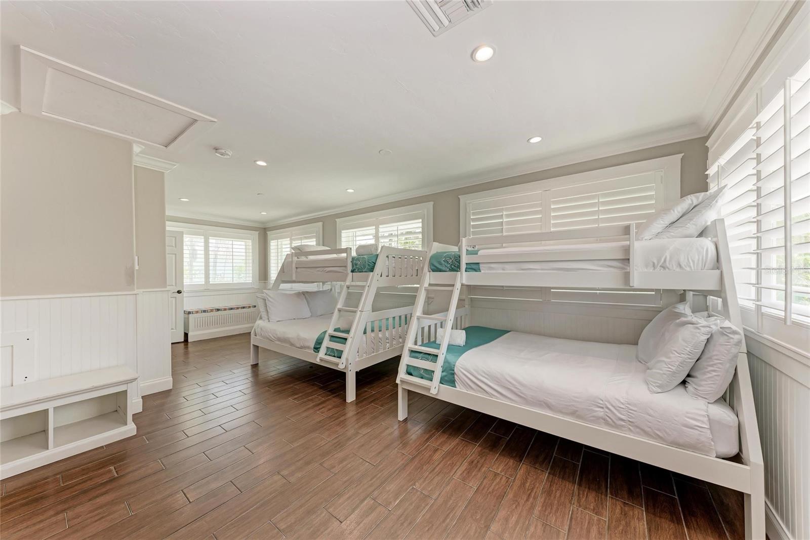 Anna Maria, Florida, 34216, United States, ,4 BathroomsBathrooms,Residential,Active,1860283