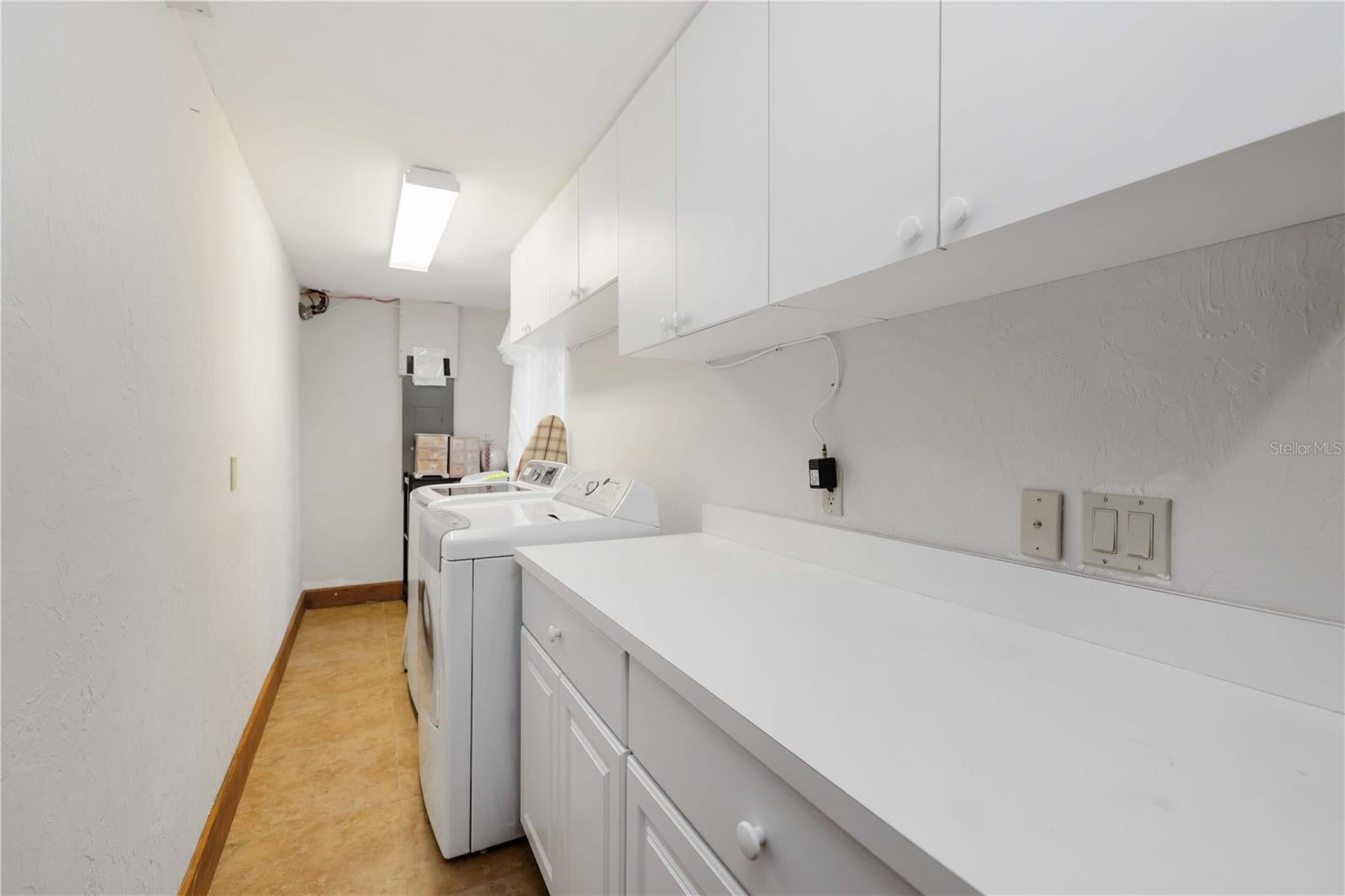 Sarasota, Florida, 34231, United States, 3 Bedrooms Bedrooms, ,2 BathroomsBathrooms,Residential,Active,2008733