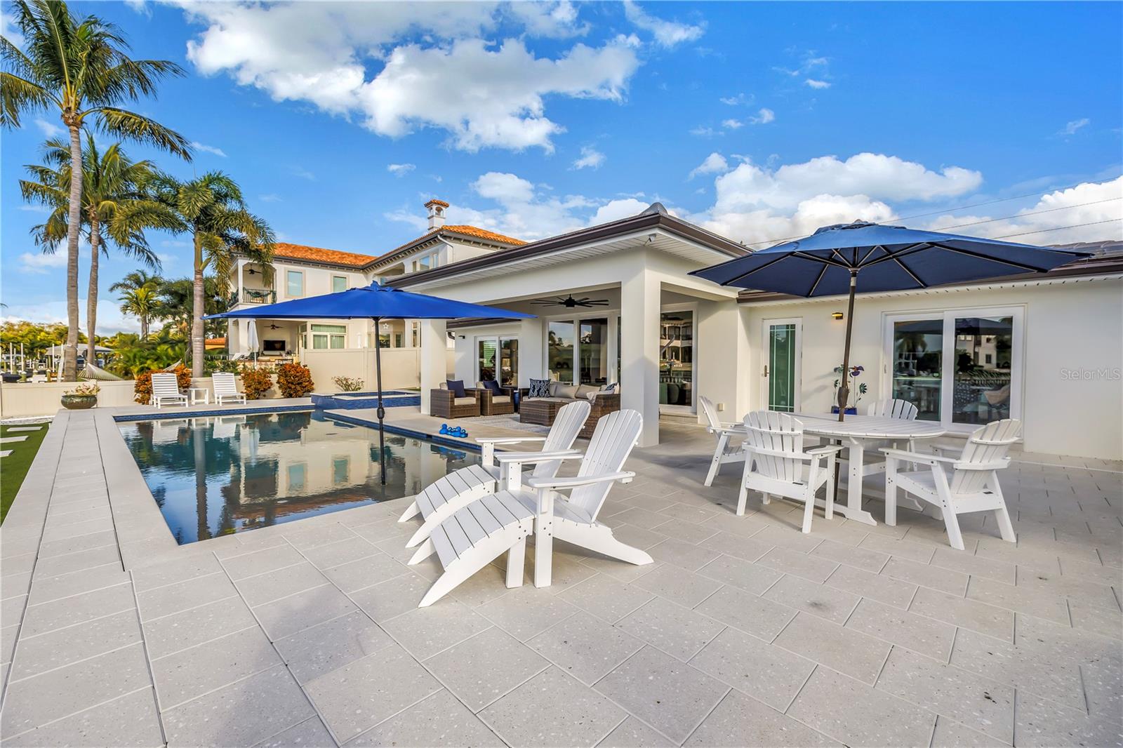 St Petersburg, Florida, 33704, United States, 4 Bedrooms Bedrooms, ,3 BathroomsBathrooms,Residential,Active,2009411