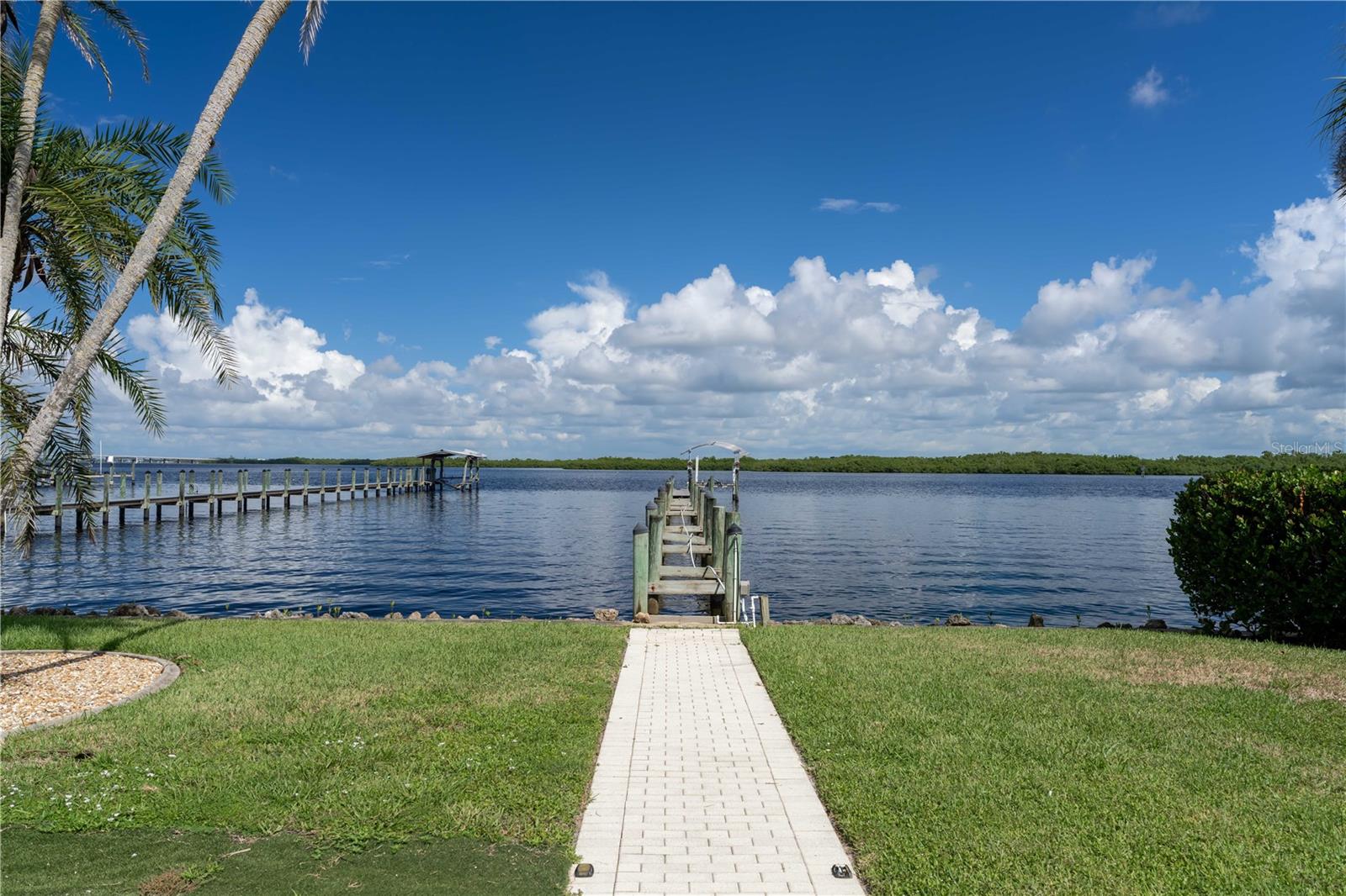 Punta Gorda, Florida, 33982, United States, 5 Bedrooms Bedrooms, ,4 BathroomsBathrooms,Residential,Active,1905353