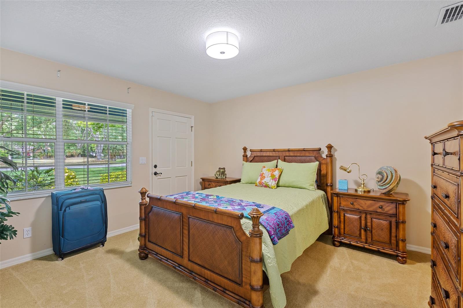 Port Orange, Florida, 32128, United States, 4 Bedrooms Bedrooms, ,6 BathroomsBathrooms,Residential,Active,1797944