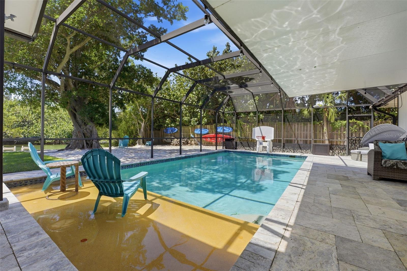 Sarasota, Florida, 34242, United States, 5 Bedrooms Bedrooms, ,4 BathroomsBathrooms,Residential,Active,2045533