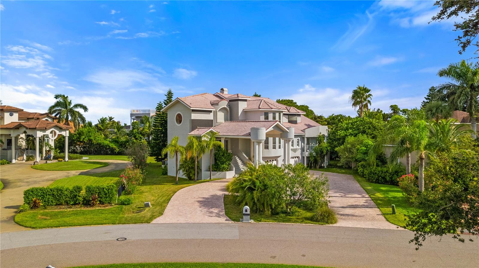 St Petersburg, Florida, 33715, United States, 5 Bedrooms Bedrooms, ,5 BathroomsBathrooms,Residential,Active,1942385