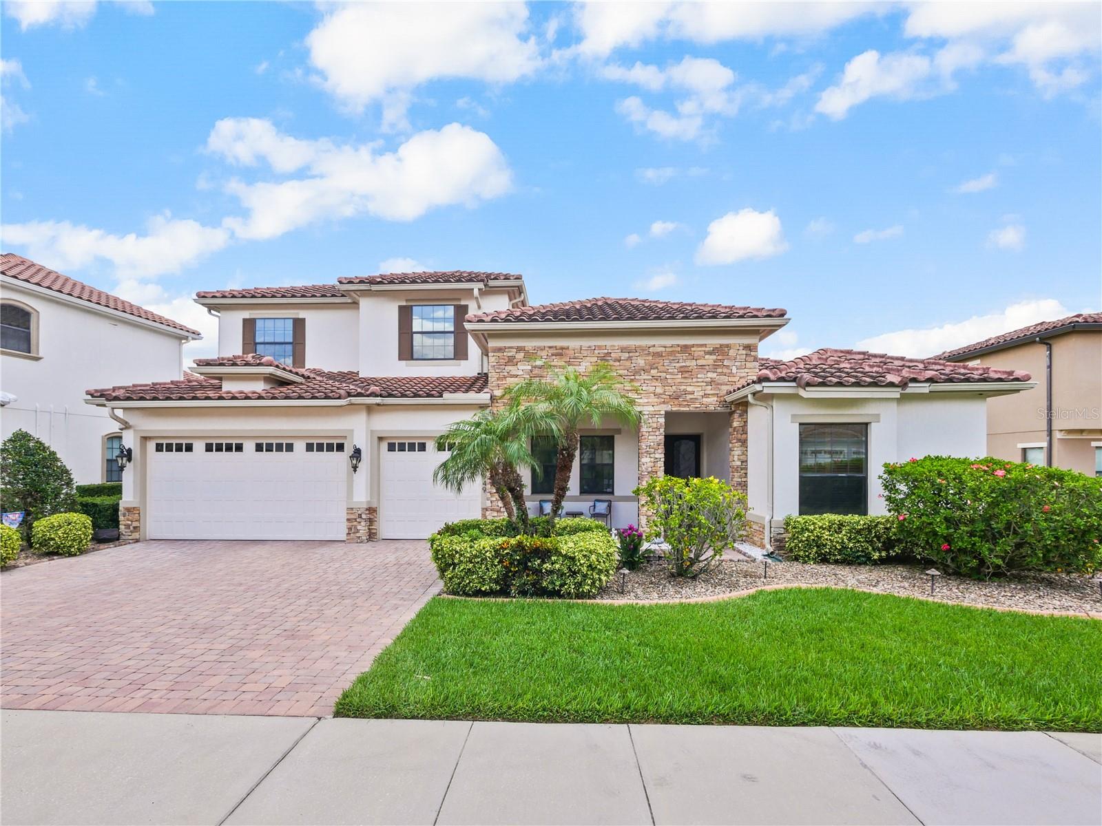 Orlando, Florida, 32832, United States, 5 Bedrooms Bedrooms, ,4 BathroomsBathrooms,Residential,Active,1894191