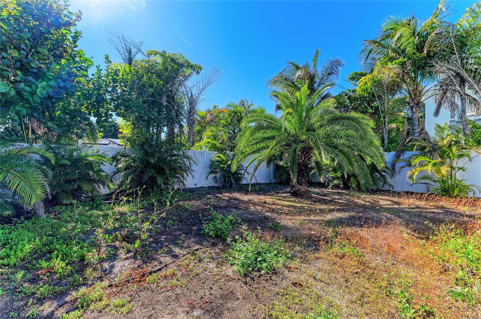 Anna Maria, Florida, 34216, United States, 4 Bedrooms Bedrooms, ,2 BathroomsBathrooms,Residential,Active,2018182