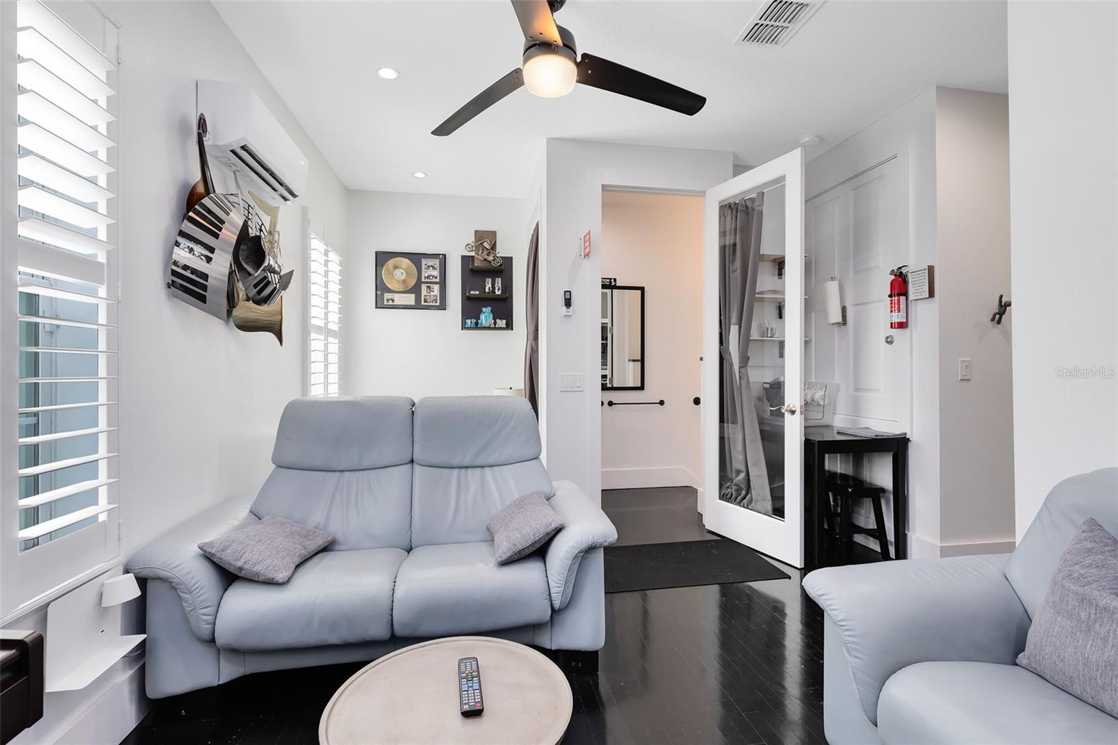 Winter Park, Florida, 32789, United States, 6 Bedrooms Bedrooms, ,4 BathroomsBathrooms,Residential,Active,1710765