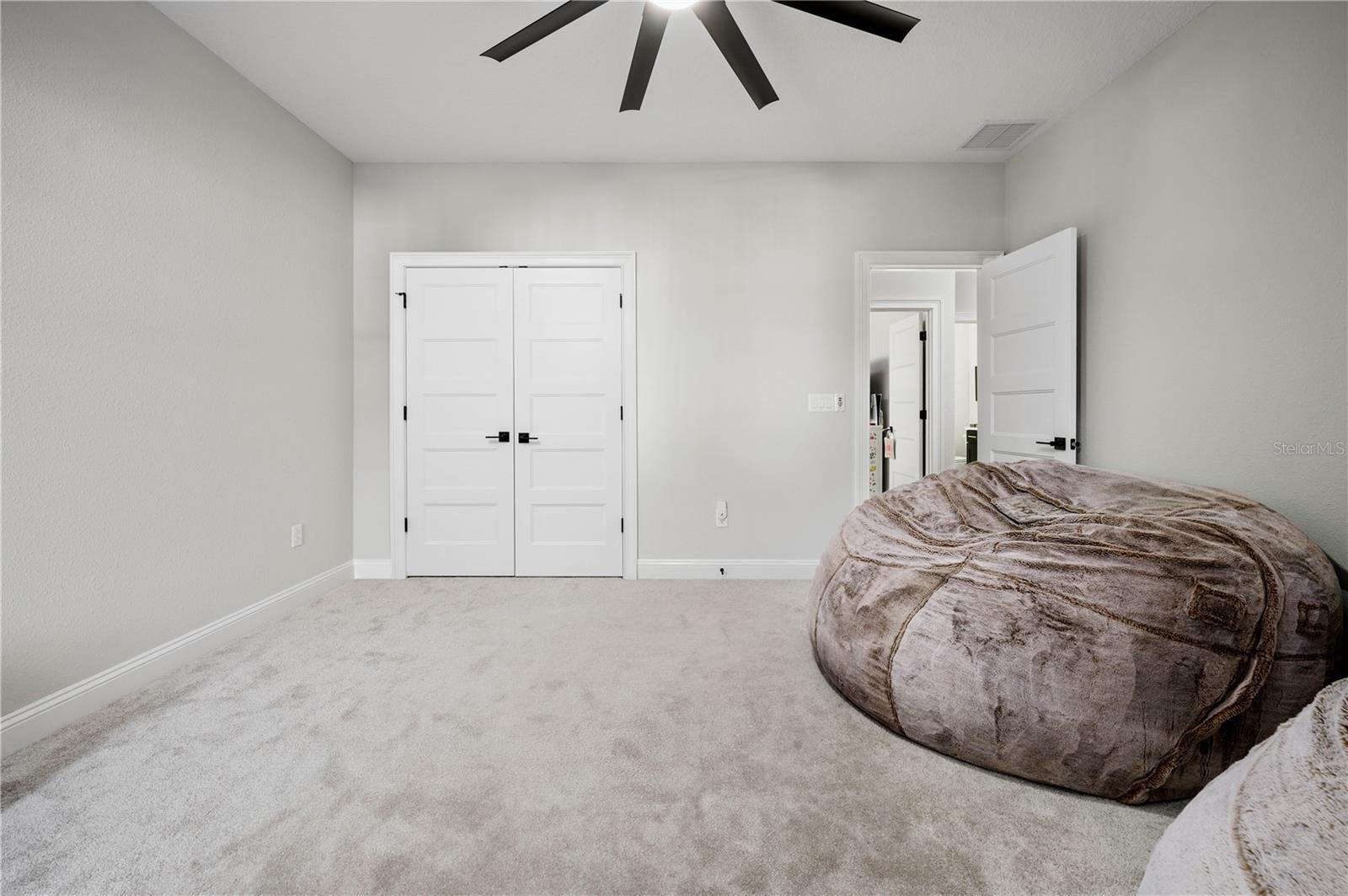 Fernandina Beach, Florida, 32034, United States, 5 Bedrooms Bedrooms, ,4 BathroomsBathrooms,Residential,Active,1920265
