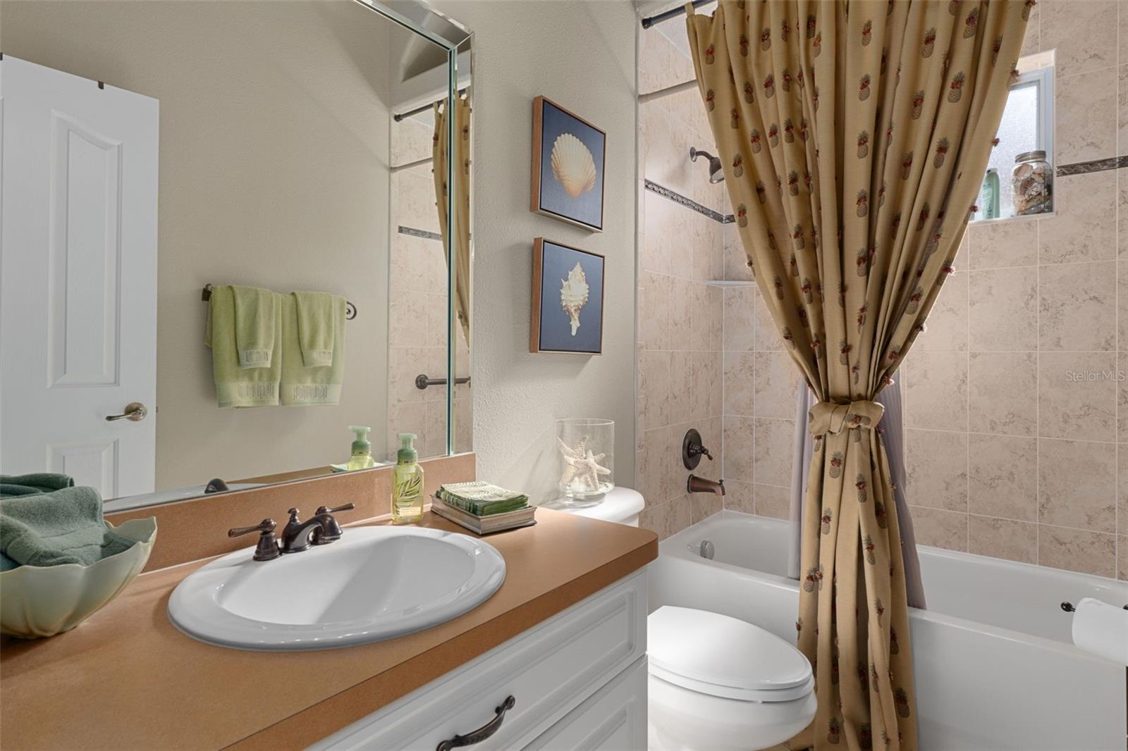 Brooksville, Florida, 34604, United States, 3 Bedrooms Bedrooms, ,2 BathroomsBathrooms,Residential,Active,2011041