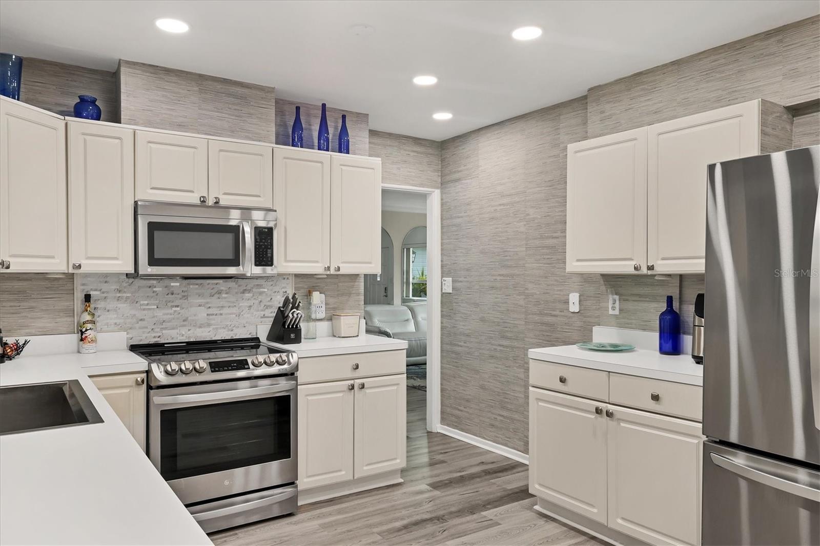 Sarasota, Florida, 34231, United States, 3 Bedrooms Bedrooms, ,2 BathroomsBathrooms,Residential,Active,2010584