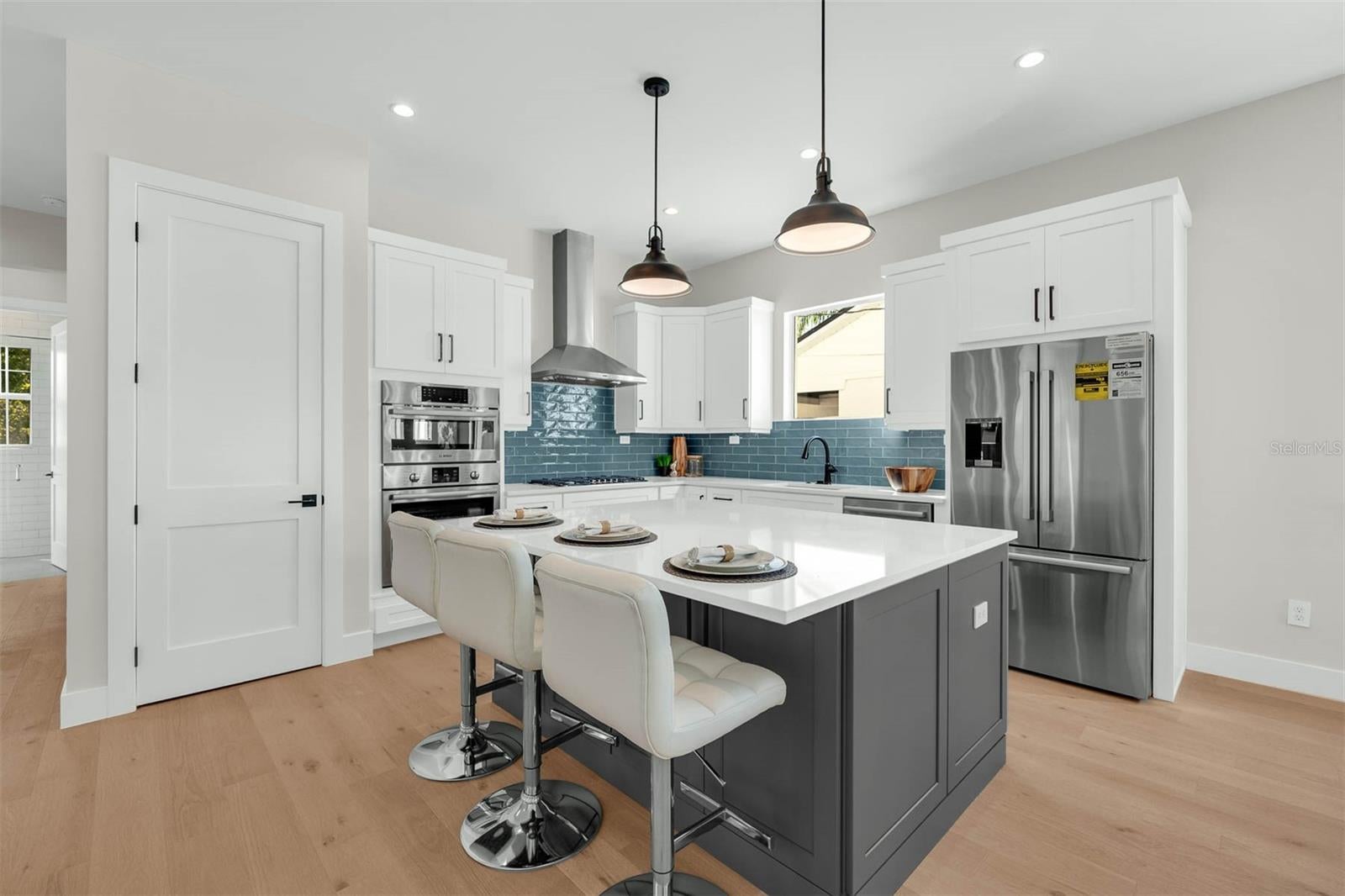 Orlando, Florida, 32804, United States, 5 Bedrooms Bedrooms, ,4 BathroomsBathrooms,Residential,Active,1702896