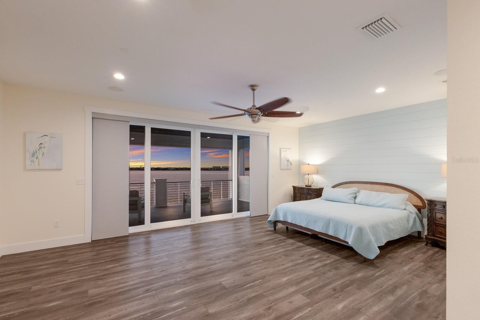 Bradenton, Florida, 34208, United States, ,5 BathroomsBathrooms,Residential,Active,1745633