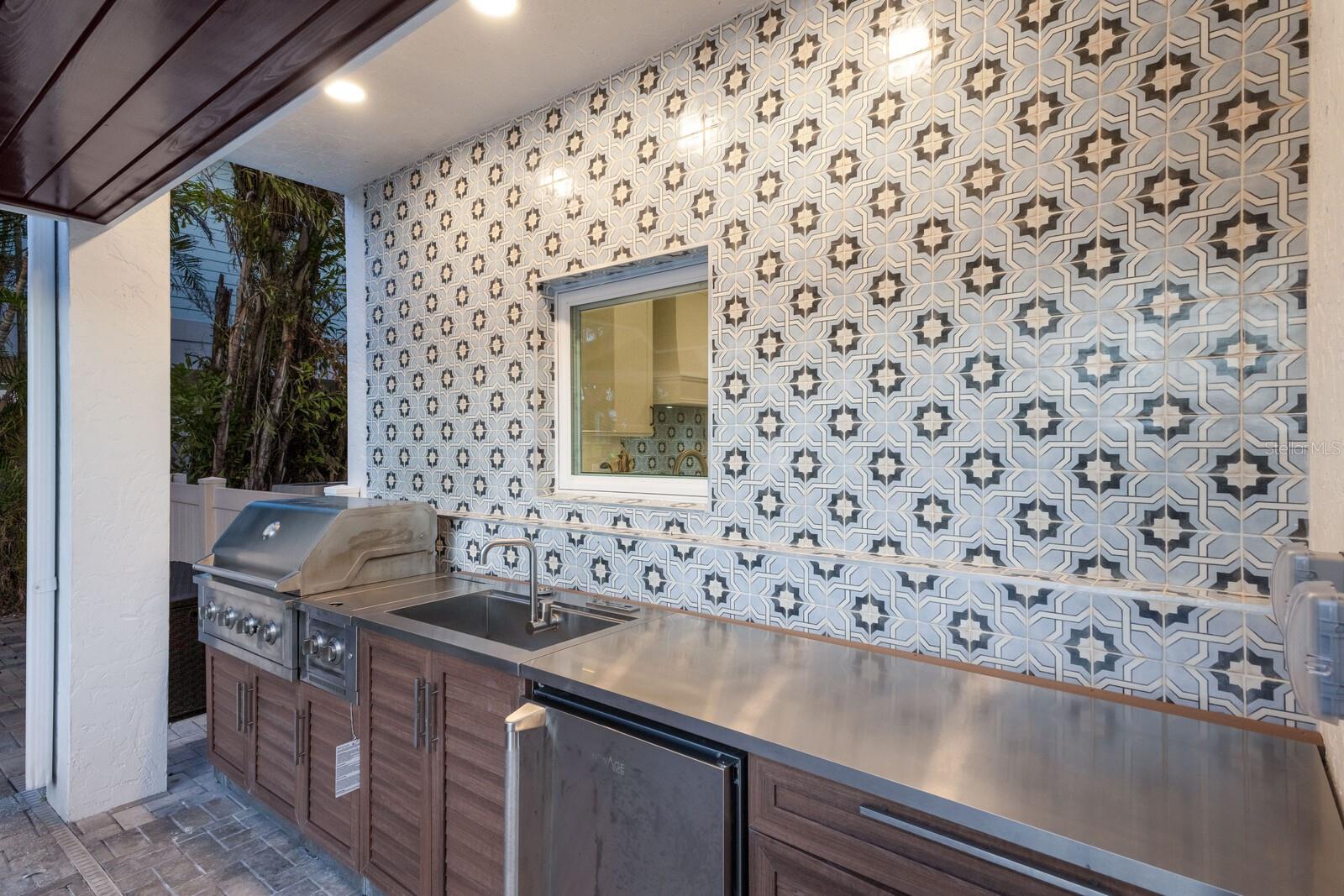 Anna Maria, Florida, 34216, United States, 5 Bedrooms Bedrooms, ,5 BathroomsBathrooms,Residential,Active,1899866