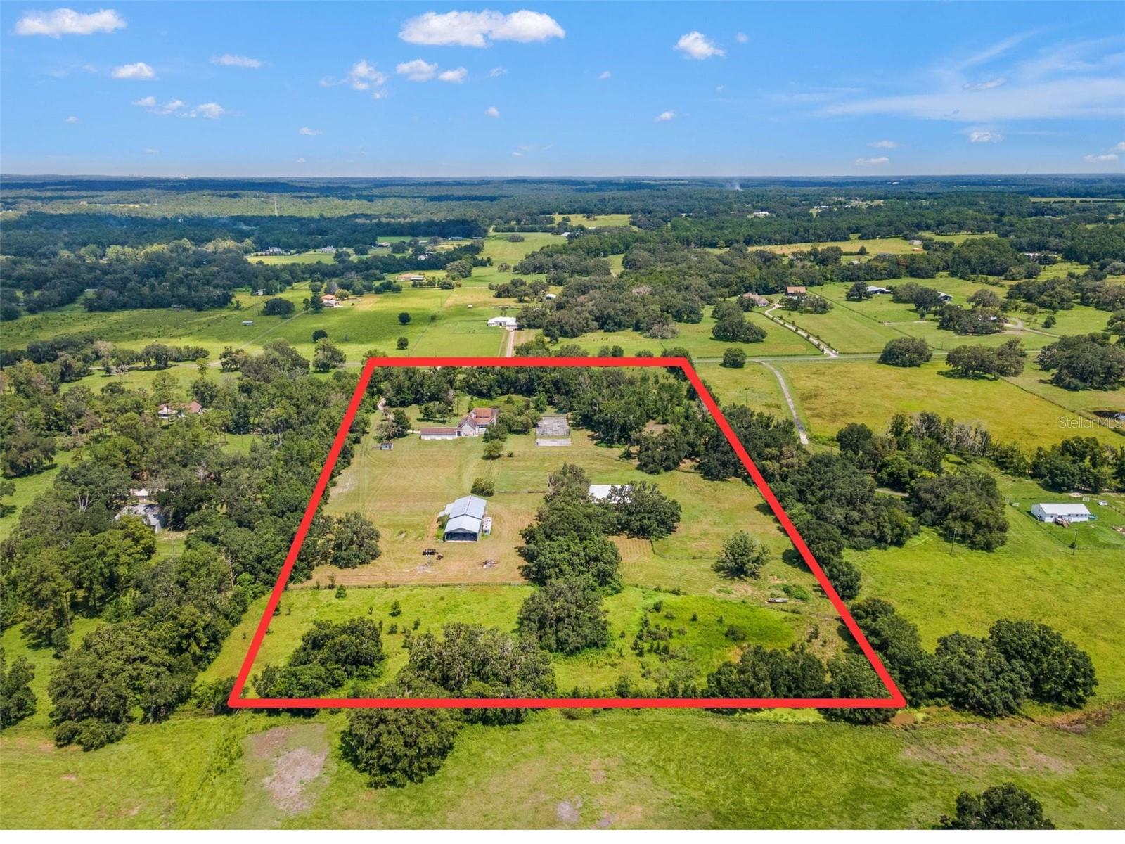 Brooksville, Florida, 34602, United States, 4 Bedrooms Bedrooms, ,6 BathroomsBathrooms,Residential,Active,1919396