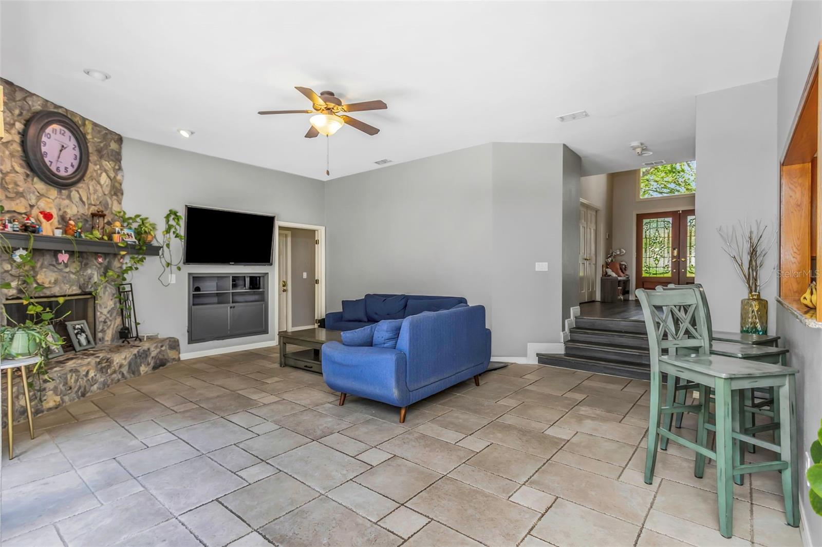 St Petersburg, Florida, 33702, United States, 5 Bedrooms Bedrooms, ,4 BathroomsBathrooms,Residential,Active,1920242