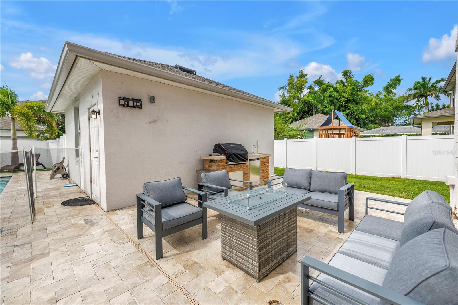 St Petersburg, Florida, 33710, United States, 4 Bedrooms Bedrooms, ,3 BathroomsBathrooms,Residential,Active,1936373