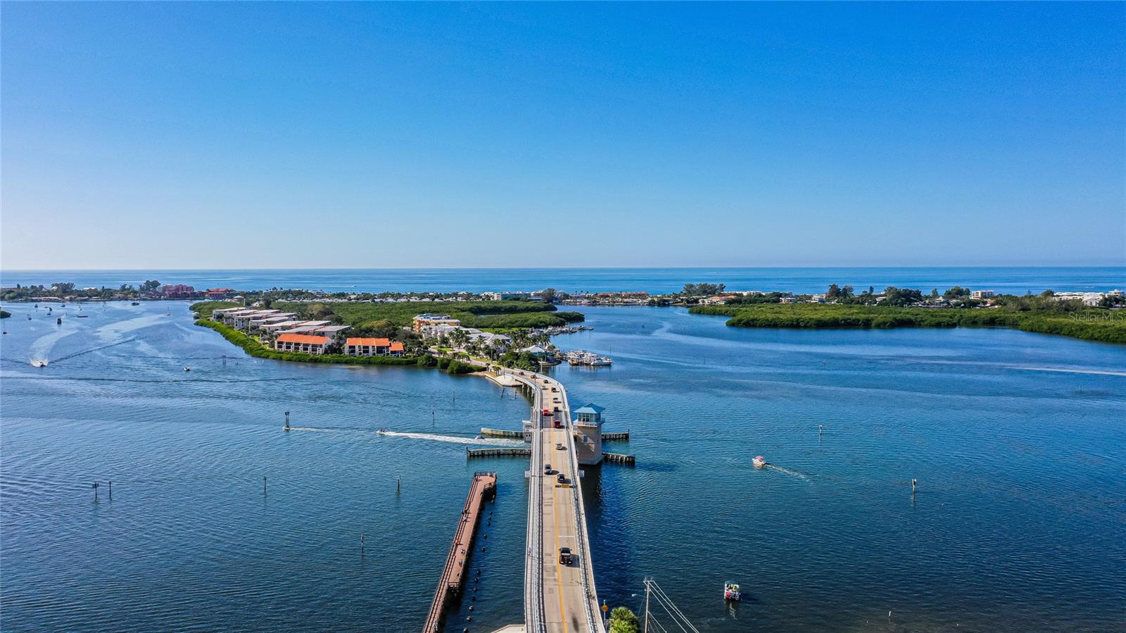 Englewood, Florida, 34223, United States, 4 Bedrooms Bedrooms, ,6 BathroomsBathrooms,Residential,Active,2013660