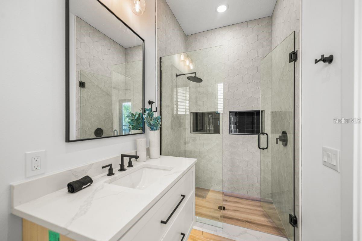 Sarasota, Florida, 34242, United States, 7 Bedrooms Bedrooms, ,8 BathroomsBathrooms,Residential,Active,1773223