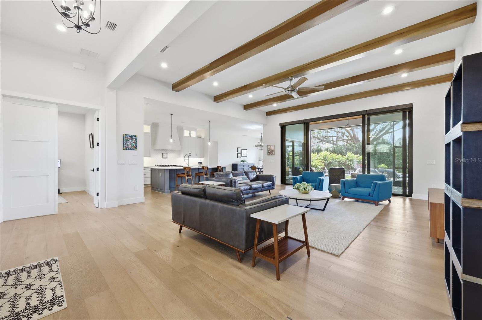 Winter Garden, Florida, 34787, United States, 5 Bedrooms Bedrooms, ,3 BathroomsBathrooms,Residential,Active,2009833