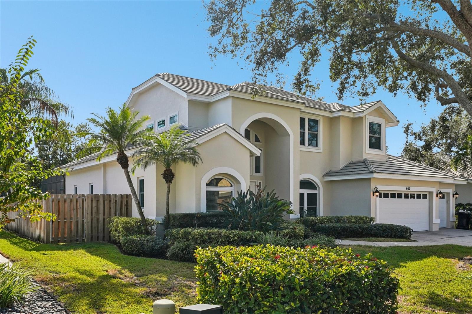 St Petersburg, Florida, 33703, United States, 4 Bedrooms Bedrooms, ,4 BathroomsBathrooms,Residential,Active,1994976