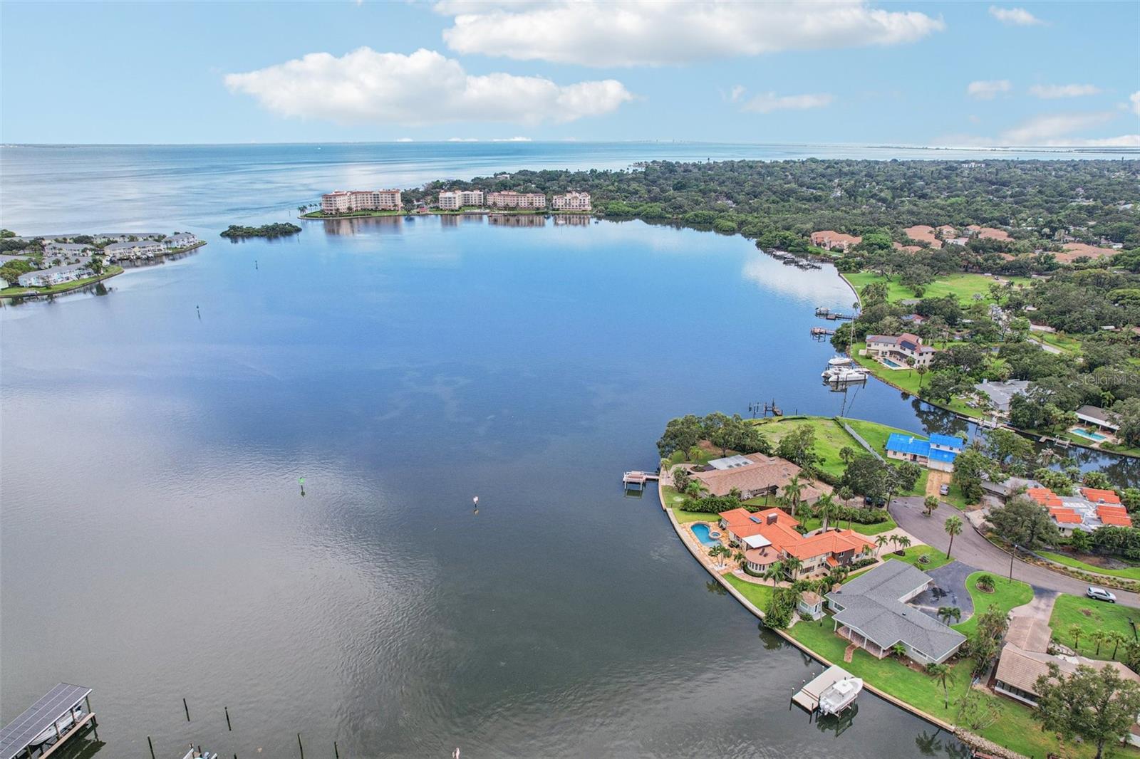 St Petersburg, Florida, 33705, United States, 4 Bedrooms Bedrooms, ,4 BathroomsBathrooms,Residential,Active,1927682